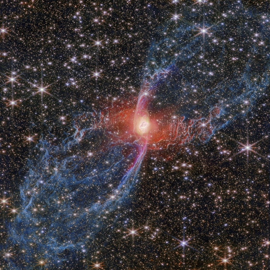 Туманность «Красный паук» / © NASA / ESA / CSA