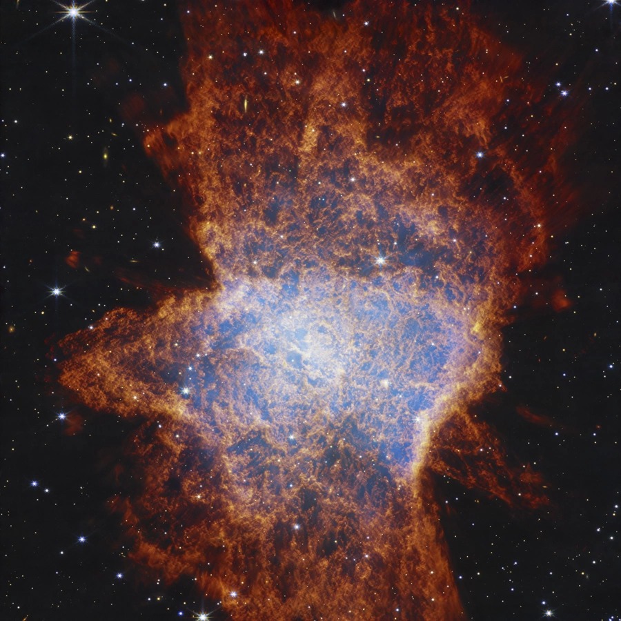 Планетарная туманность в созвездии Скорпион NGC 6072 / © NASA / ESA / CSA / STScI
