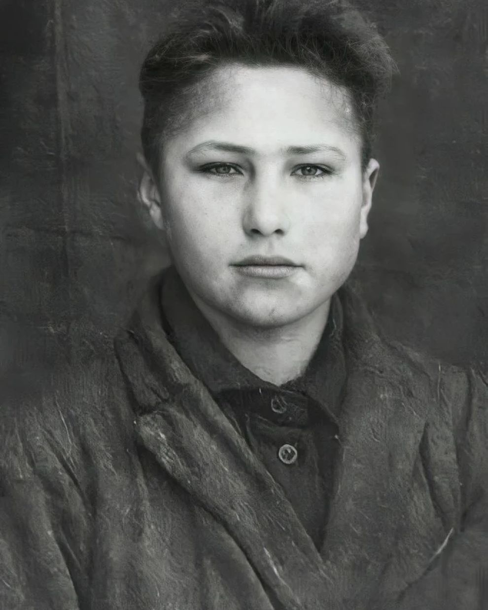 Василий Шукшин в школьные годы. 1942 год